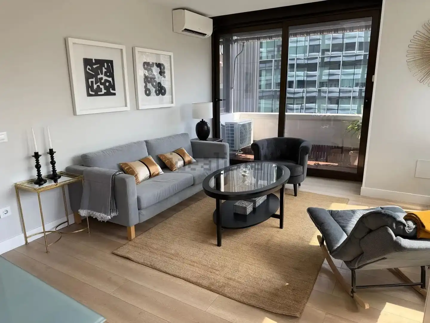 Living room of Flat for rent in Madrid  with Air Conditioner, Heating and Storage room