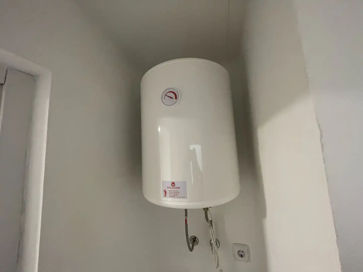 Bany de Àtic en venda en L'Hospitalet de Llobregat amb Terrassa