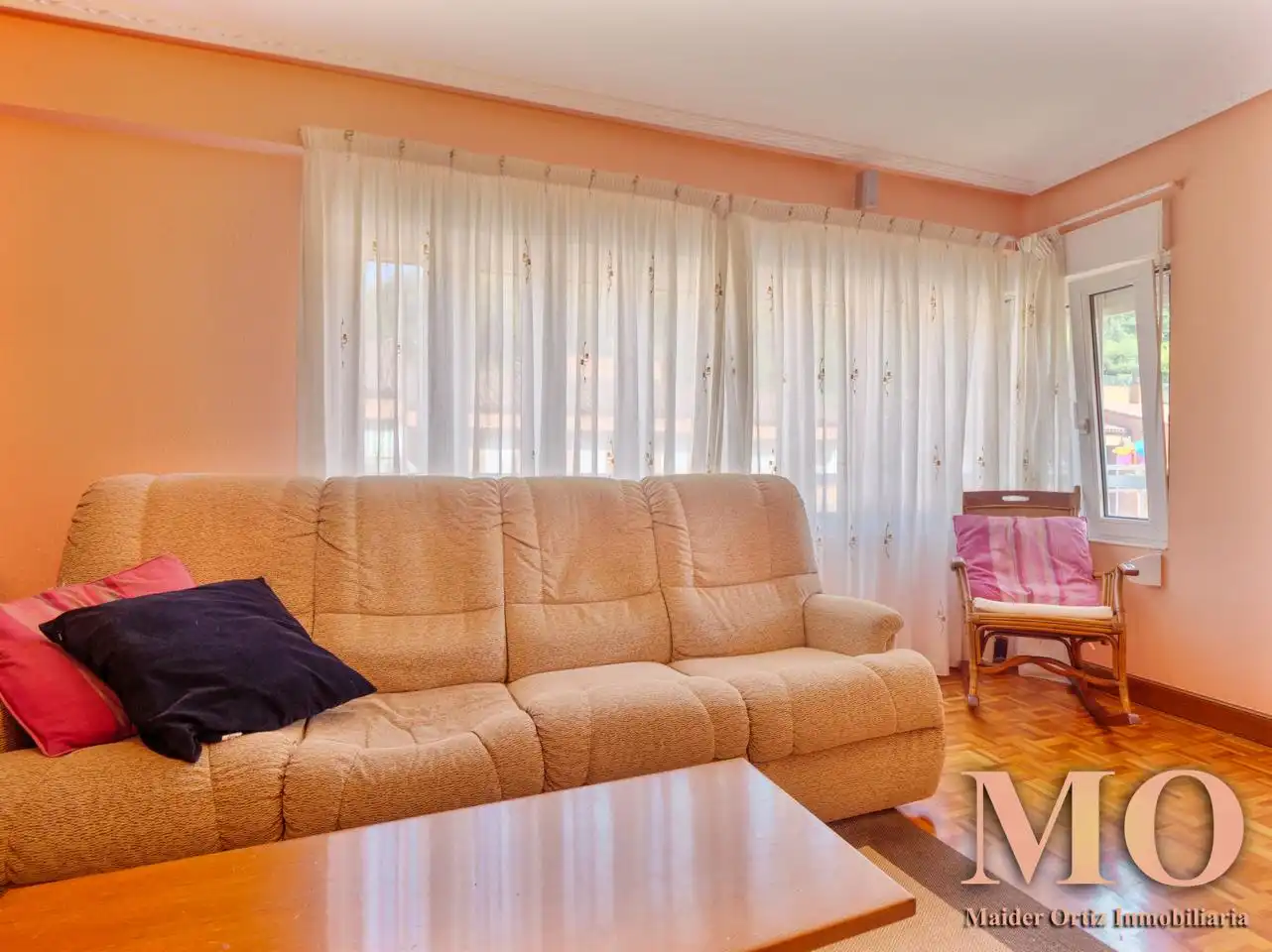 Sala de estar de Piso en venta en Bergara con Calefacción, Terraza y Trastero