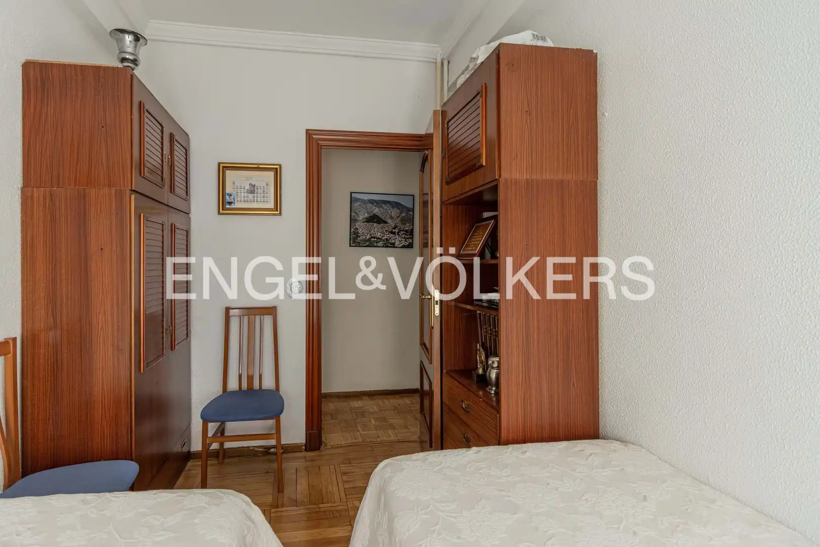 Bedroom of Flat for sale in Madrid  with Air Conditioner and Heating
