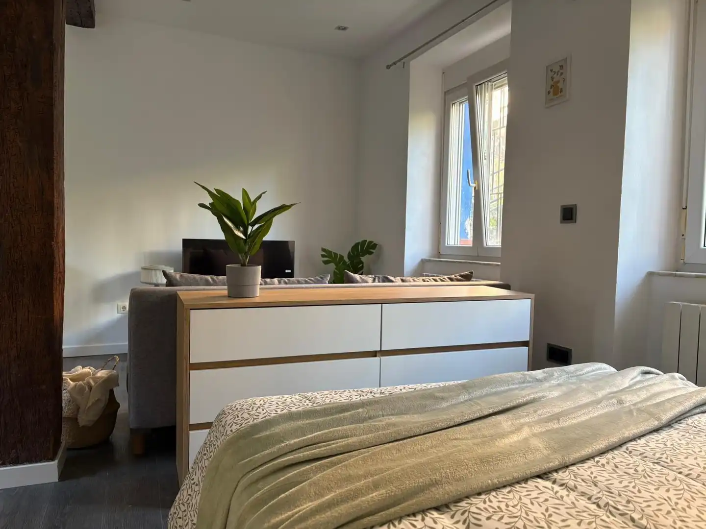 Habitación de Piso de alquiler en Santander con Calefacción, Parquet y Amueblado