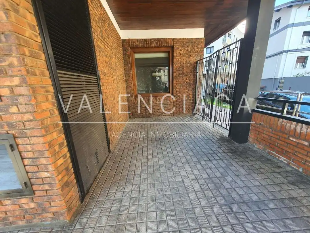 Exterior view of Commercial properties for sale in Beasain  with Air Conditioner