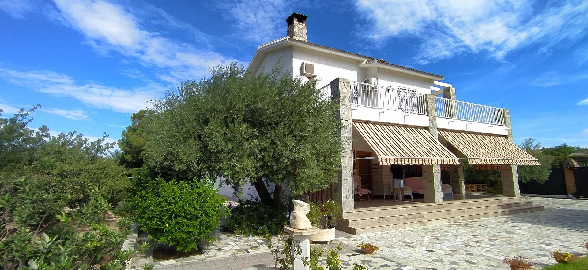 Exterior view of House or chalet for sale in Elche / Elx  with Air Conditioner, Private garden and Terrace