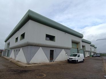 Nau industrial en venda a Santovenia de la Valdoncina