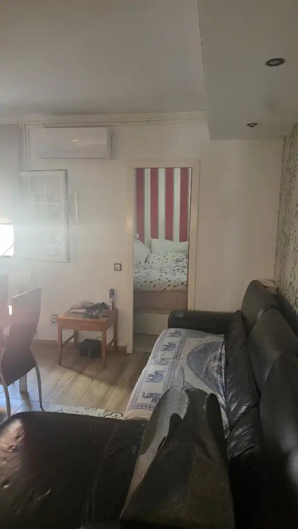 Habitación de Piso en venta en Terrassa con Aire acondicionado, Terraza y Amueblado