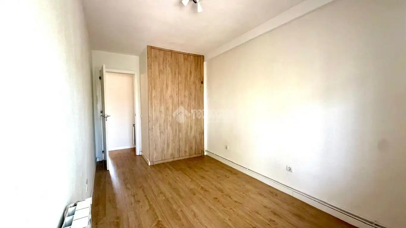 Habitación de Piso en venta en Madrid con Aire acondicionado y Calefacción