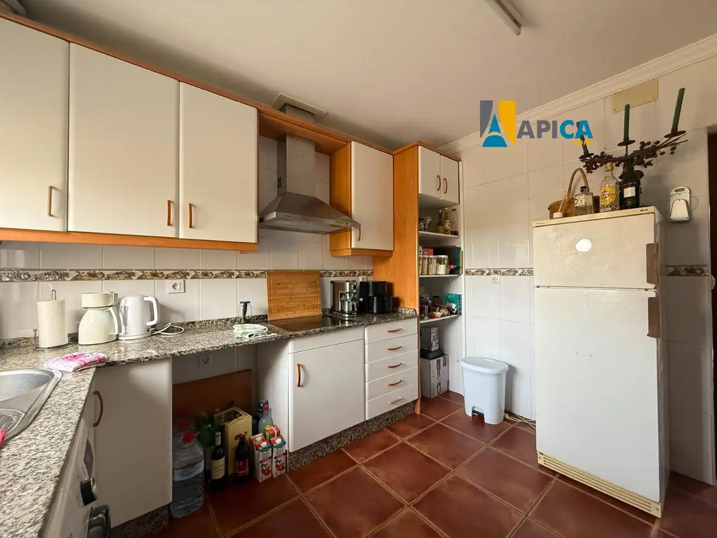 Cuina de Casa o xalet en venda en Chiclana de la Frontera amb Terrassa i Moblat