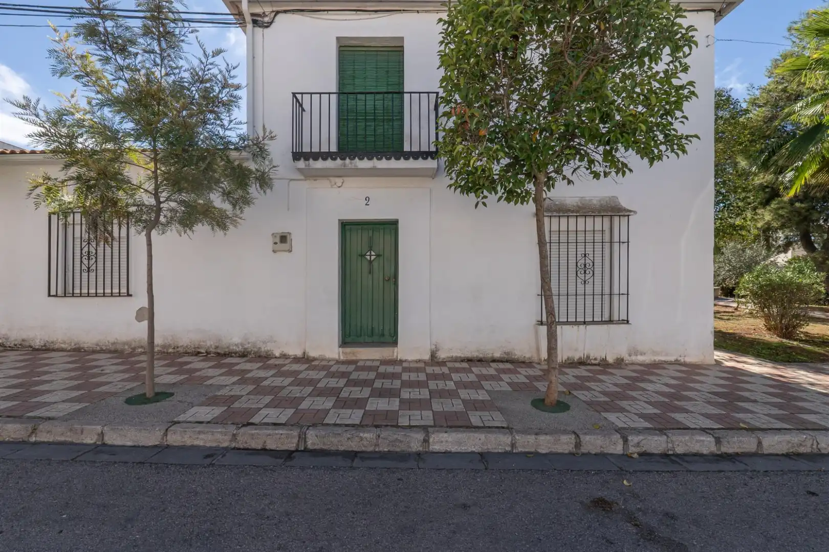Vista exterior de Casa o chalet en venta en Albolote con Terraza y Balcón
