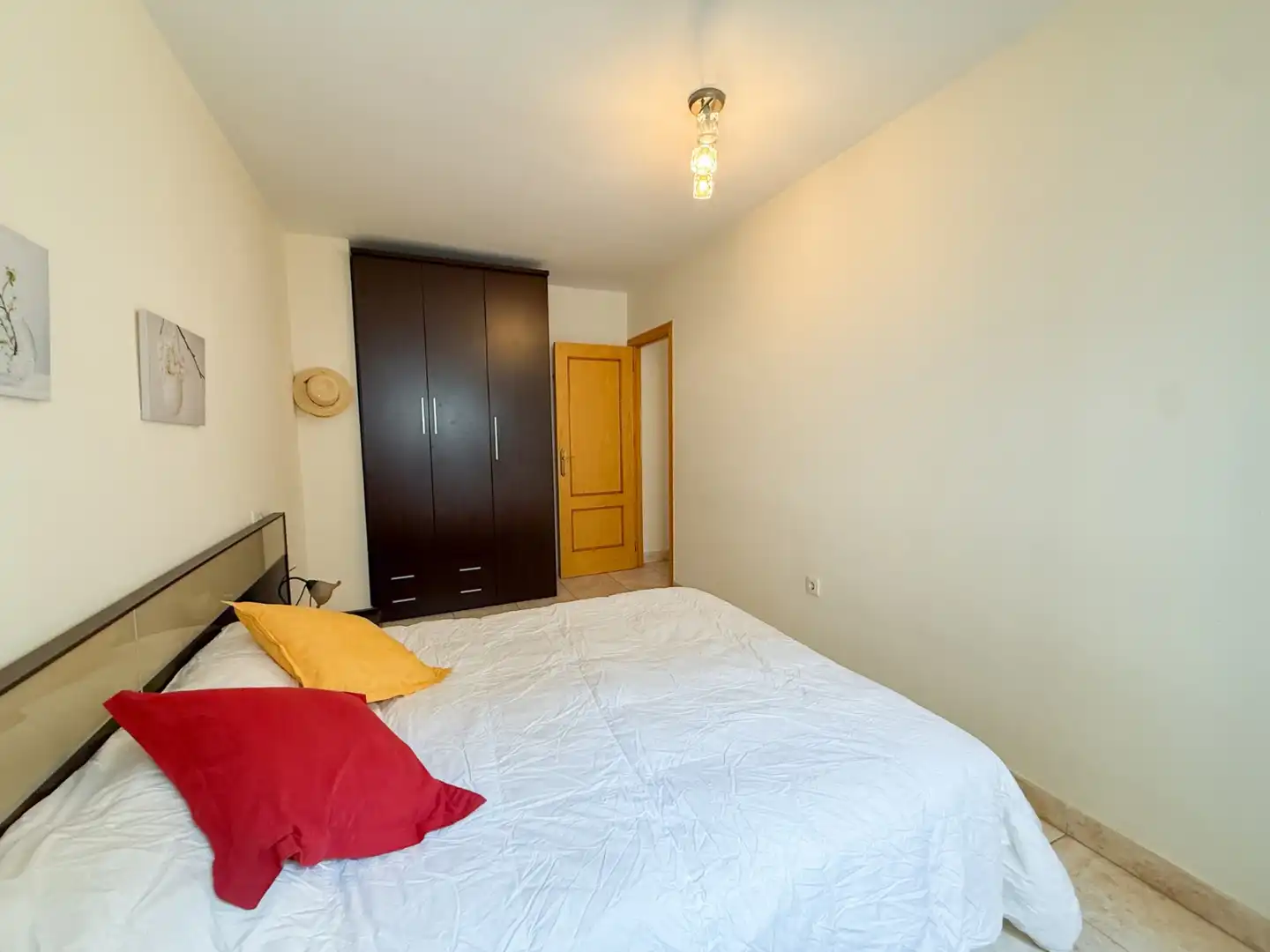 Habitación de Apartamento en venta en Águilas con Aire acondicionado, Terraza y Amueblado