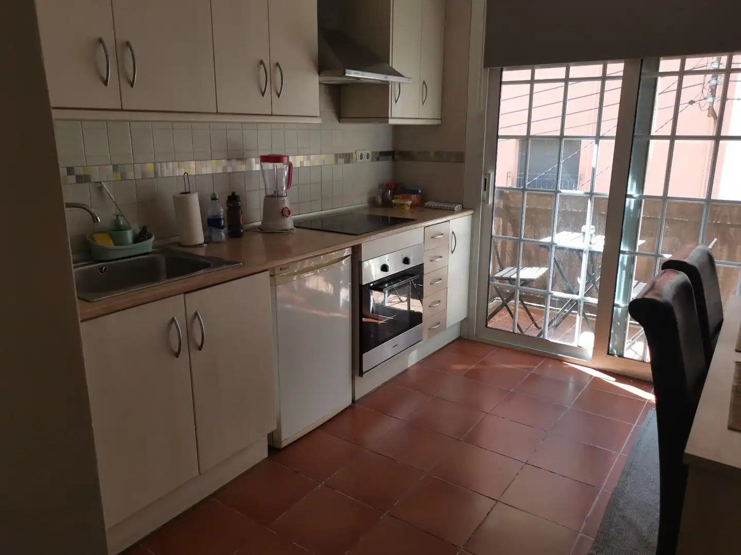 Cuina de Pis en venda en Terrassa amb Calefacció, Balcó i Internet