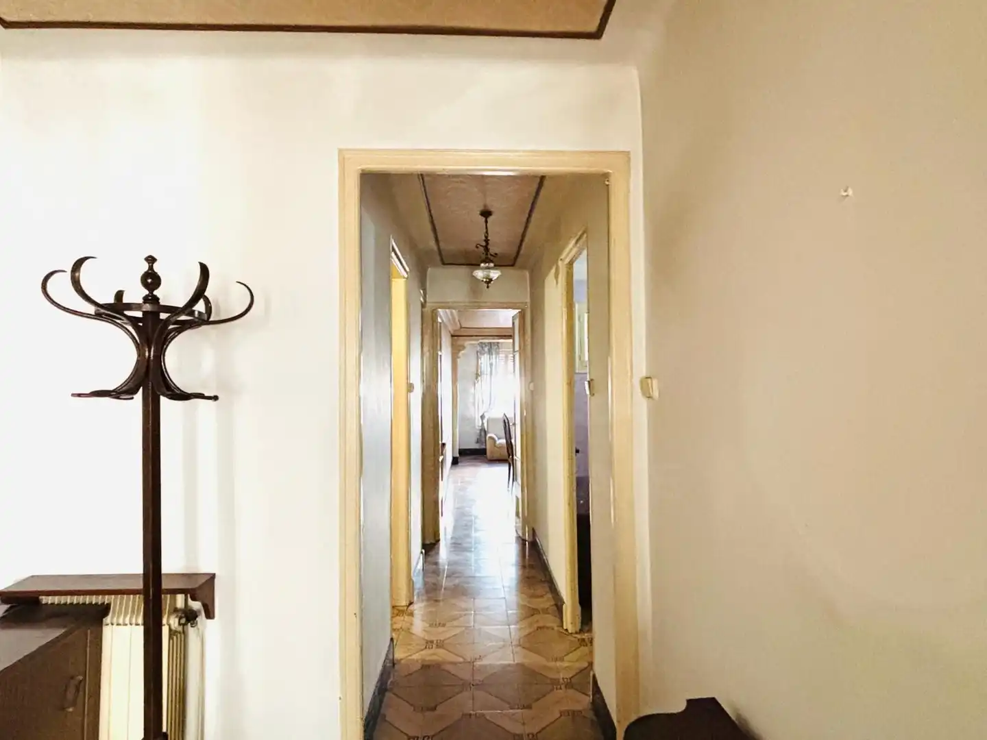 Haus oder Chalet zur Miete in Tornabous mit Terrasse