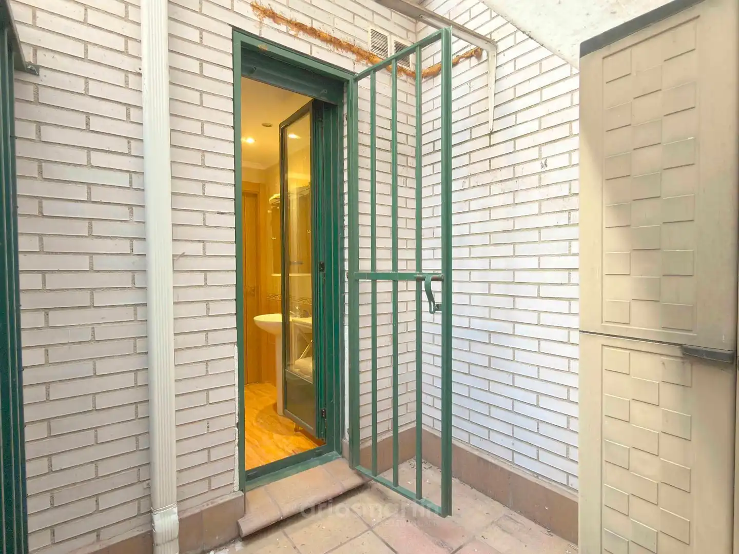 Piso en venta en Luis Sala Balust, 3, Pizarrales
