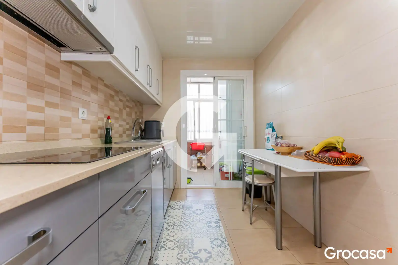 Kitchen of Flat for sale in Cornellà de Llobregat  with Air Conditioner, Heating and Balcony