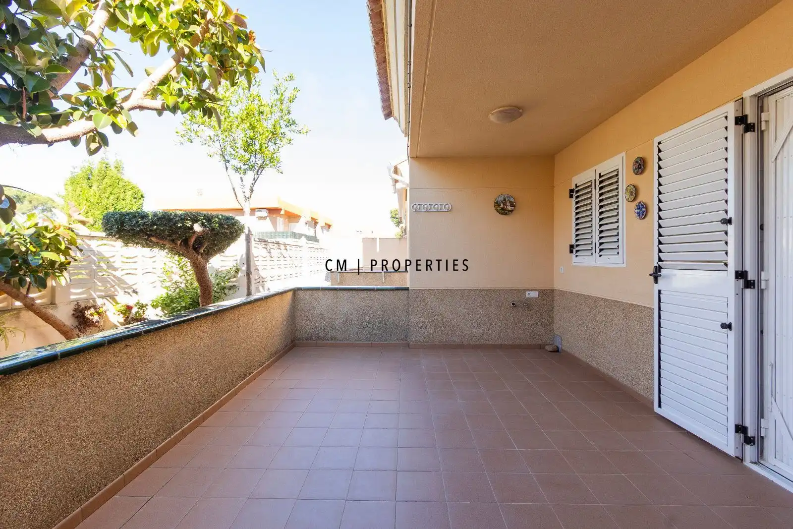 Terrace of Detached homes for sale in Sagunto / Sagunt  with Air Conditioner, Terrace and Oven
