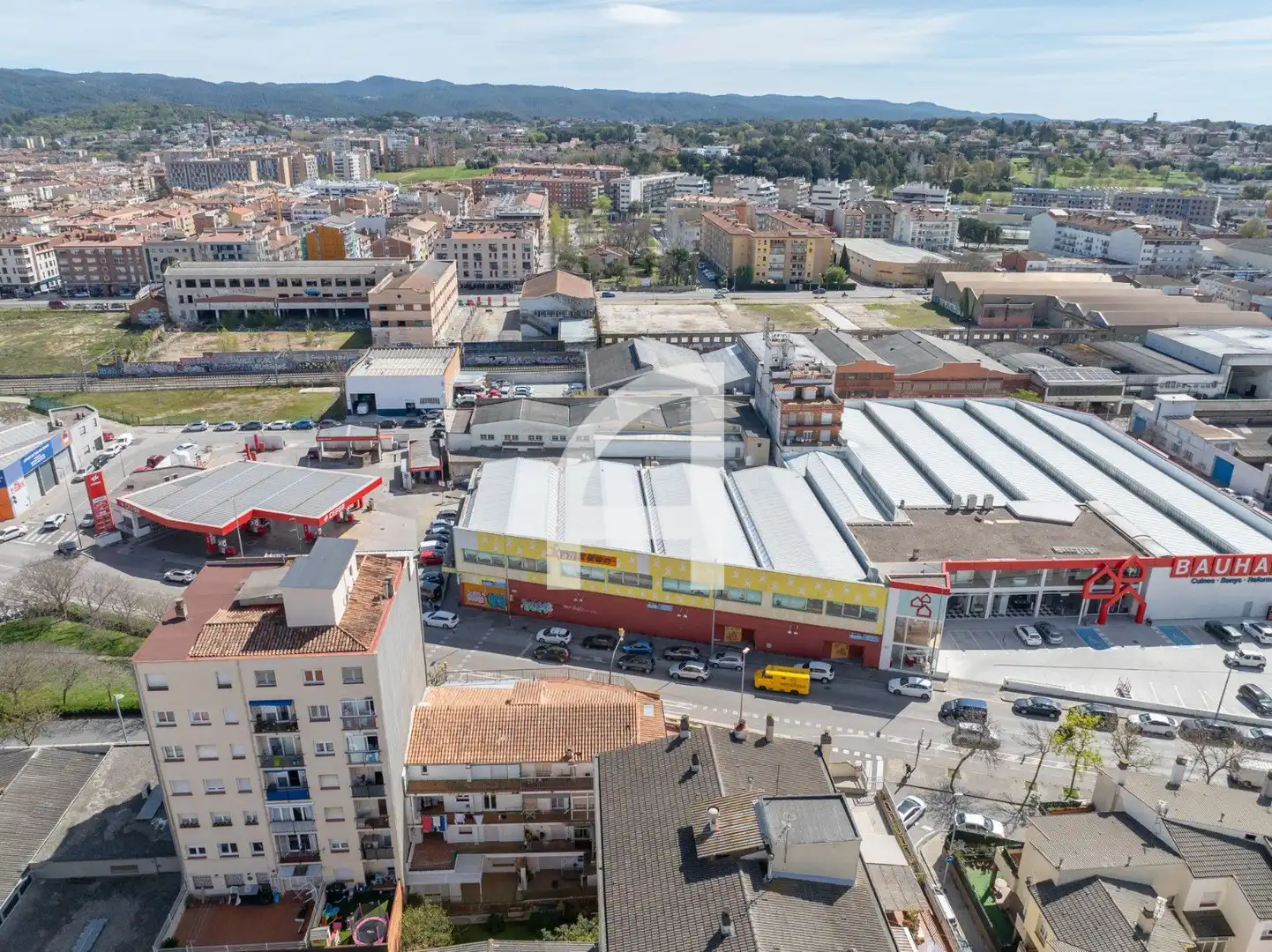 Exterior view of Industrial buildings for rent in Girona