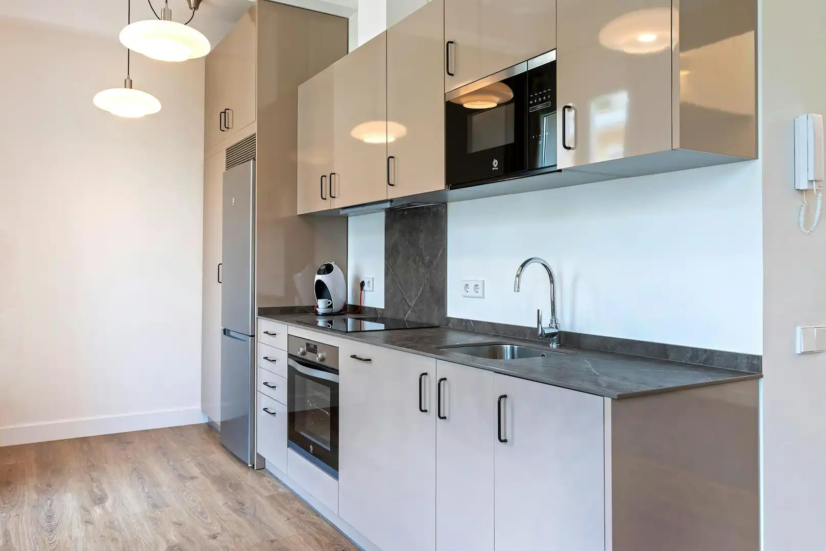 Kitchen of Flat for rent in Sevilla  with Air Conditioner, Heating and Washing machine