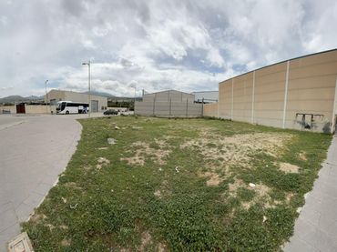Industriegrundstück zum Verkauf in La Zubia Ciudad