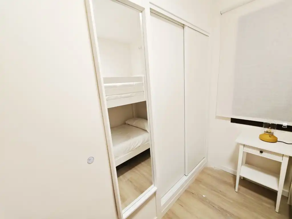 Schlafzimmer von Wohnungen zur Miete in Palamós