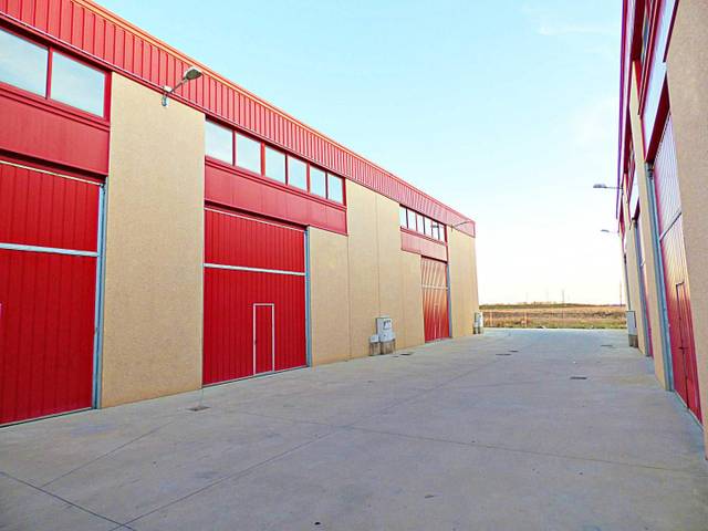 Nave industrial en Venta en Noblejas