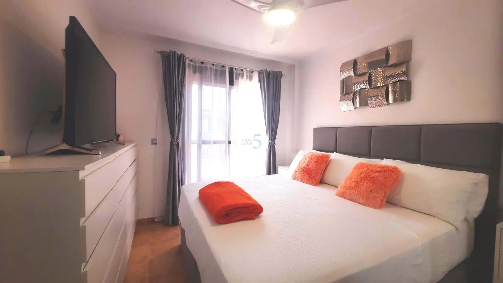 Schlafzimmer von Einfamilien-Reihenhaus zum Verkauf in Torre-Pacheco mit Klimaanlage, Heizung und Terrasse