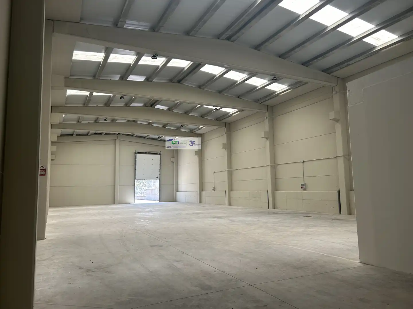 Nave industrial de alquiler en Cuarte de Huerva