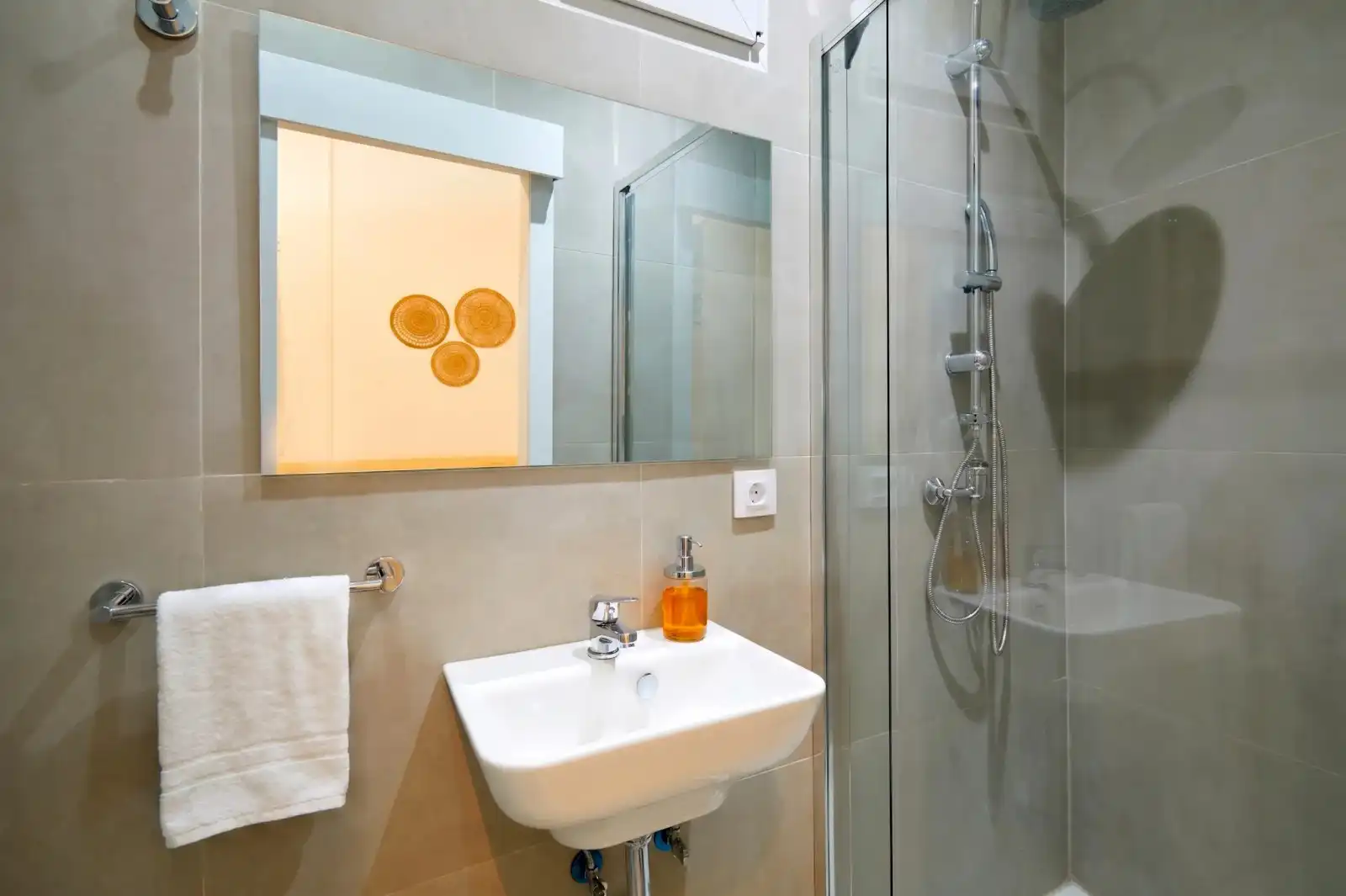 Bathroom of Flat for rent in Sant Martí