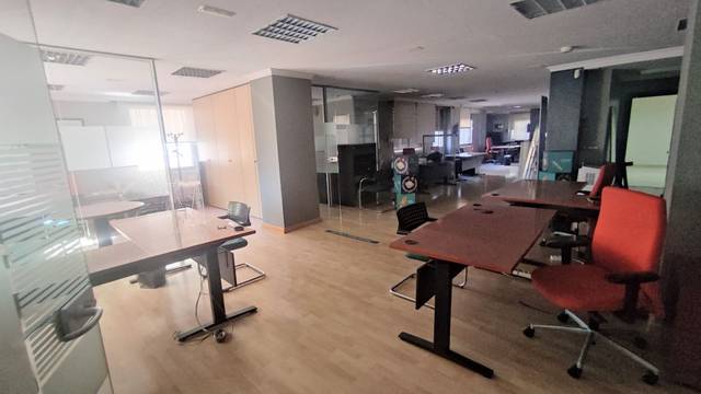 Piso en Venta en Avenida de Andalucía en Carranque - Haza Cuevas