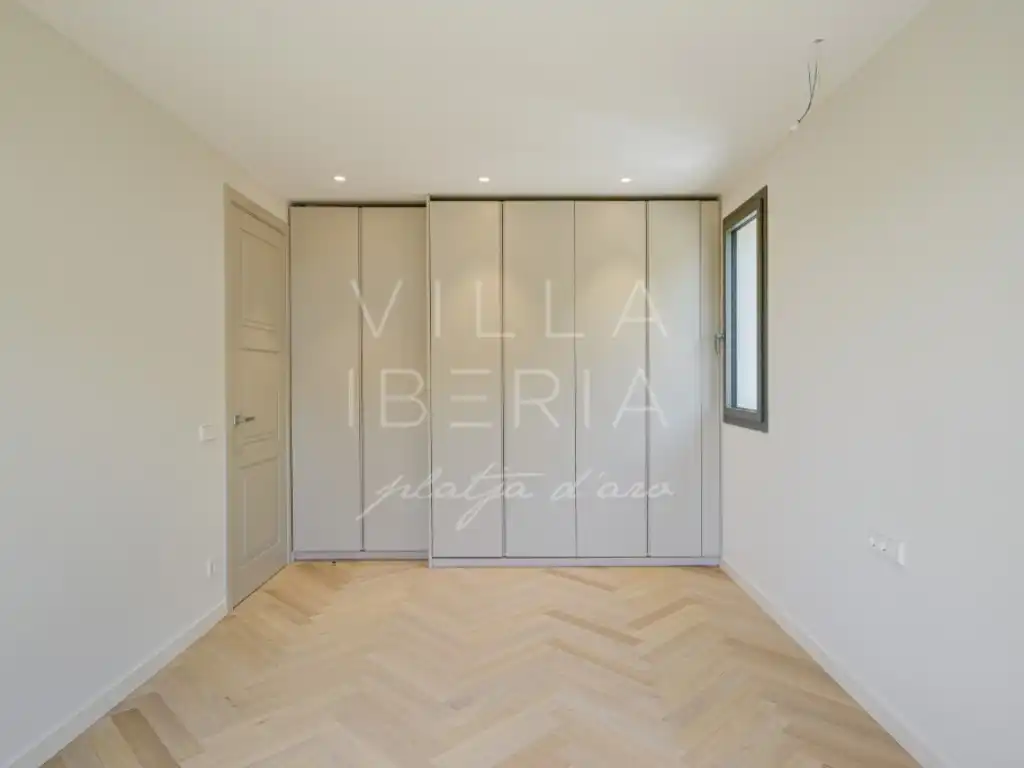 Dormitori de Casa o xalet en venda en Castell d'Aro, Platja d'Aro i s'Agaró amb Aire condicionat, Calefacció i Jardí privat