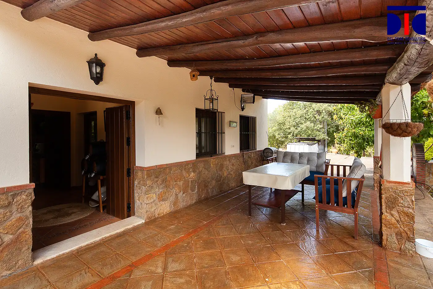 Terraza de Finca rústica en venta en Fuenteheridos con Aire acondicionado, Calefacción y Jardín privado