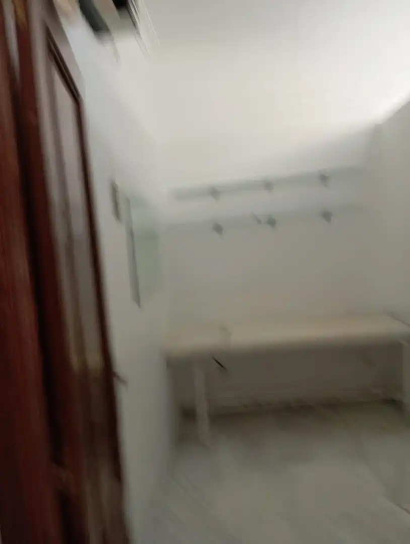 Baño de Local de alquiler en Sevilla con Aire acondicionado