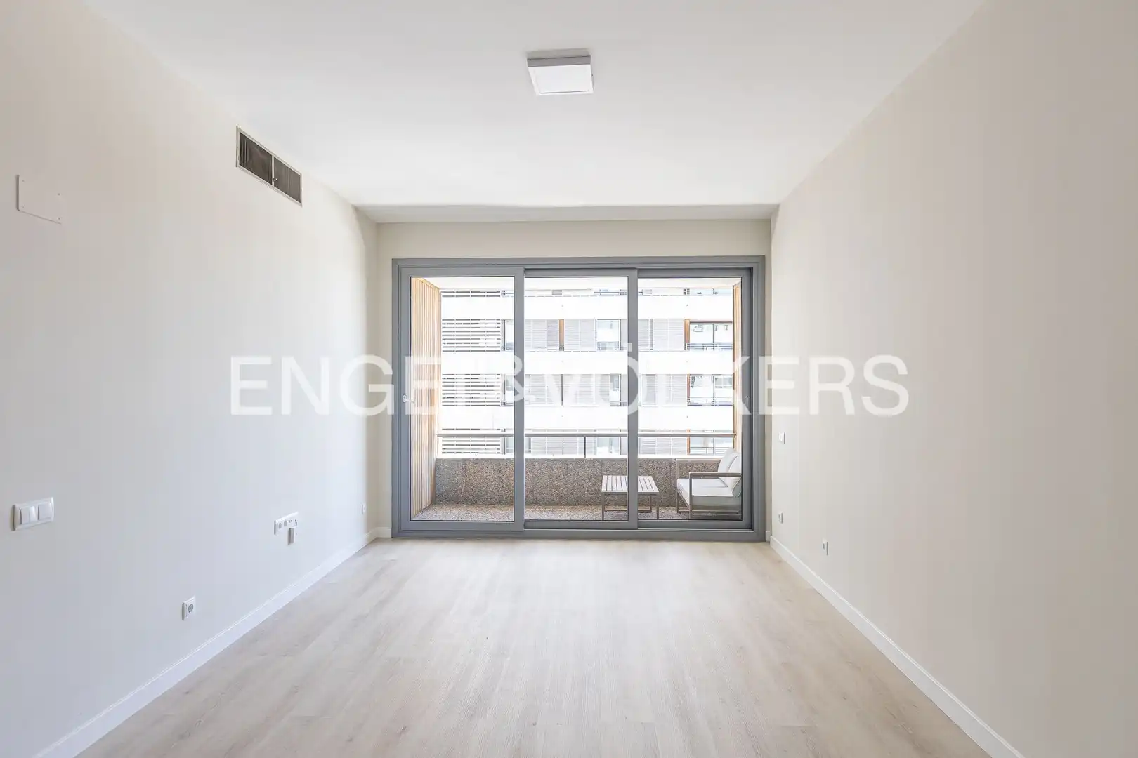 Balcony of Flat for rent in Madrid  with Air Conditioner, Heating and Terrace