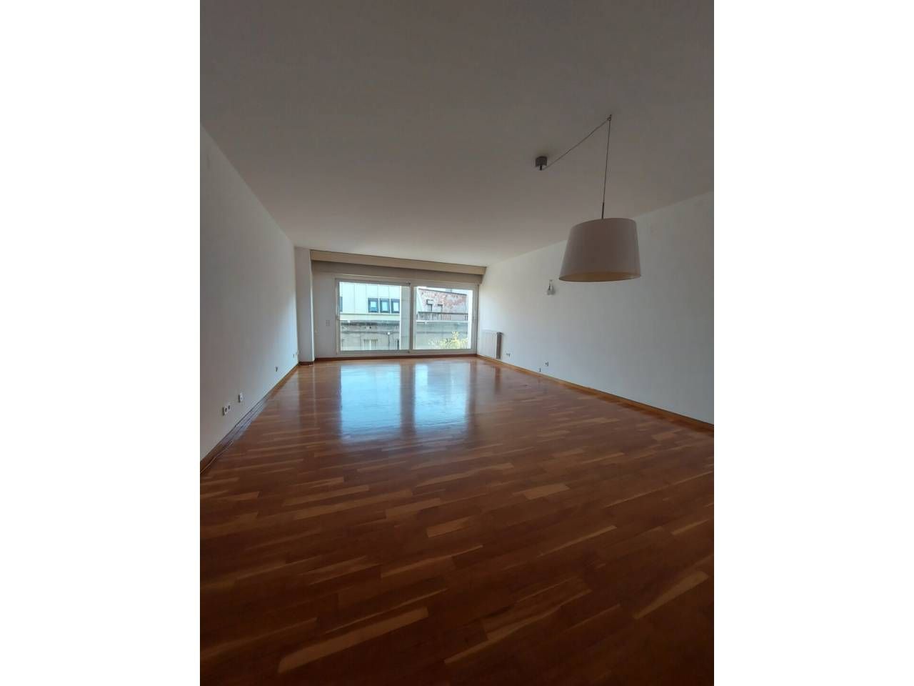 Living room of Flat to rent in Sabadell  with Air Conditioner, Heating and Parquet flooring