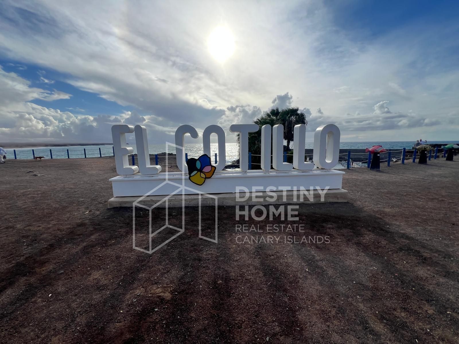 Premises for sale in La Oliva