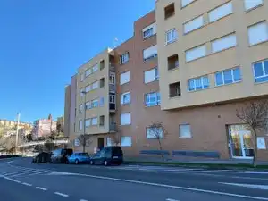 Vista exterior de Apartamento en venta en Haro con Calefacción, Parquet y Trastero