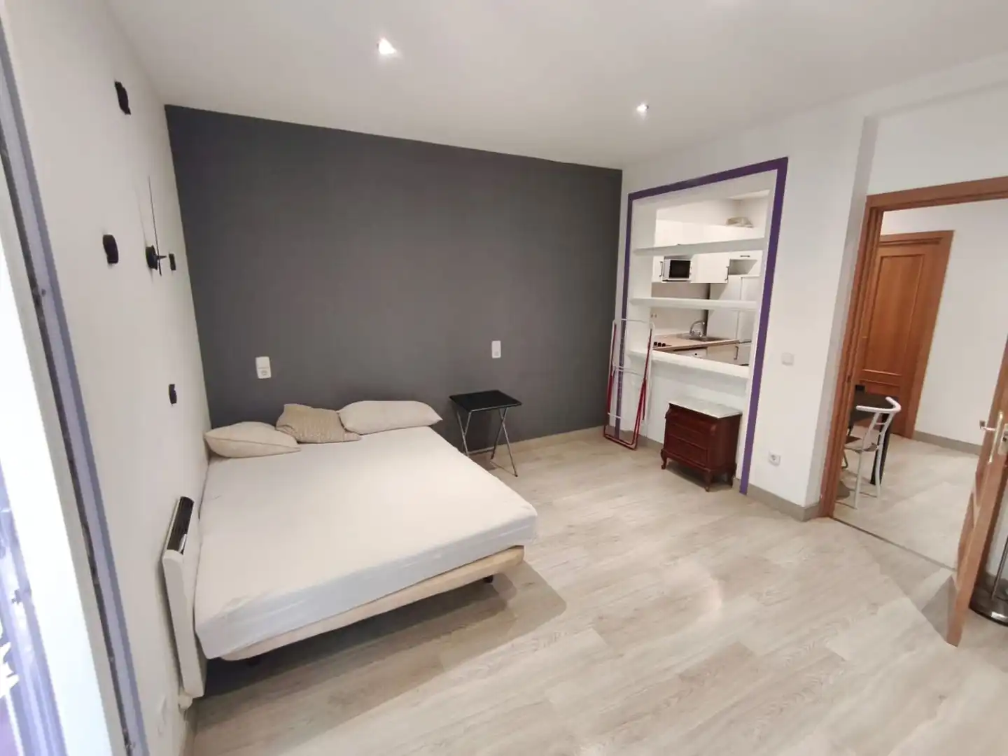 Habitación de Apartamento de alquiler en Madrid con Aire acondicionado, Calefacción y Amueblado