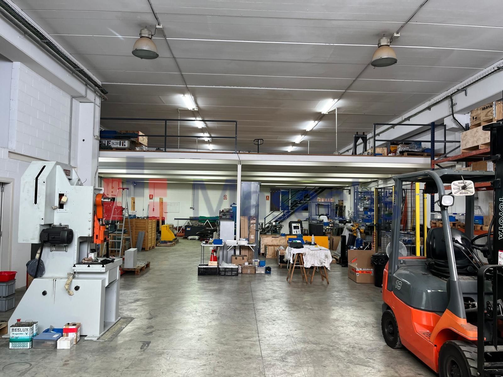 Industrial buildings for sale in Badalona
