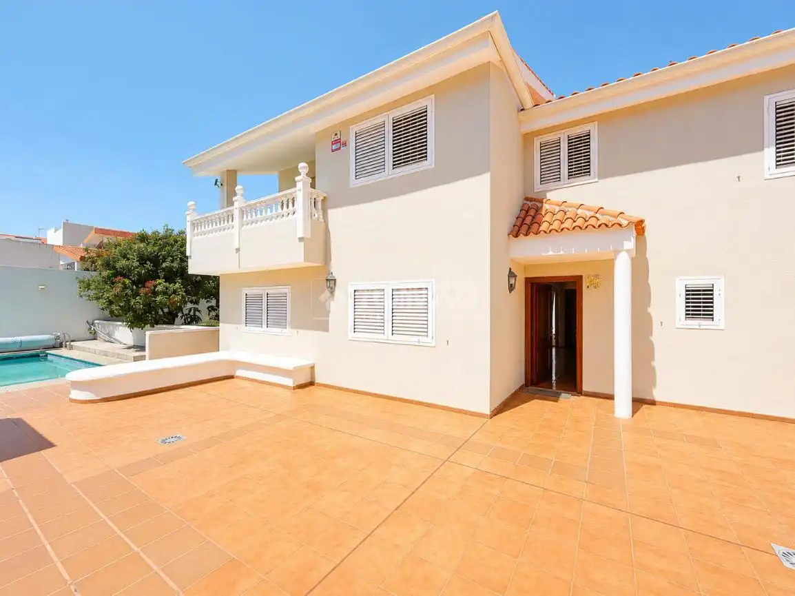 Vista exterior de Casa o chalet en venta en Candelaria con Aire acondicionado, Jardín privado y Terraza