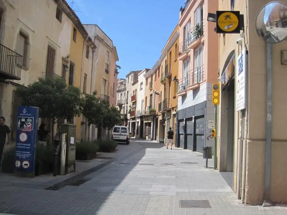 Außenansicht von Gebäude zum Verkauf in Mataró