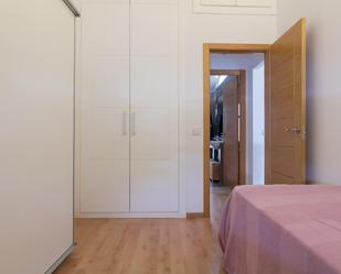 Dormitori de Apartament per a compartir en  Madrid Capital amb Aire condicionat, Moblat i Forn