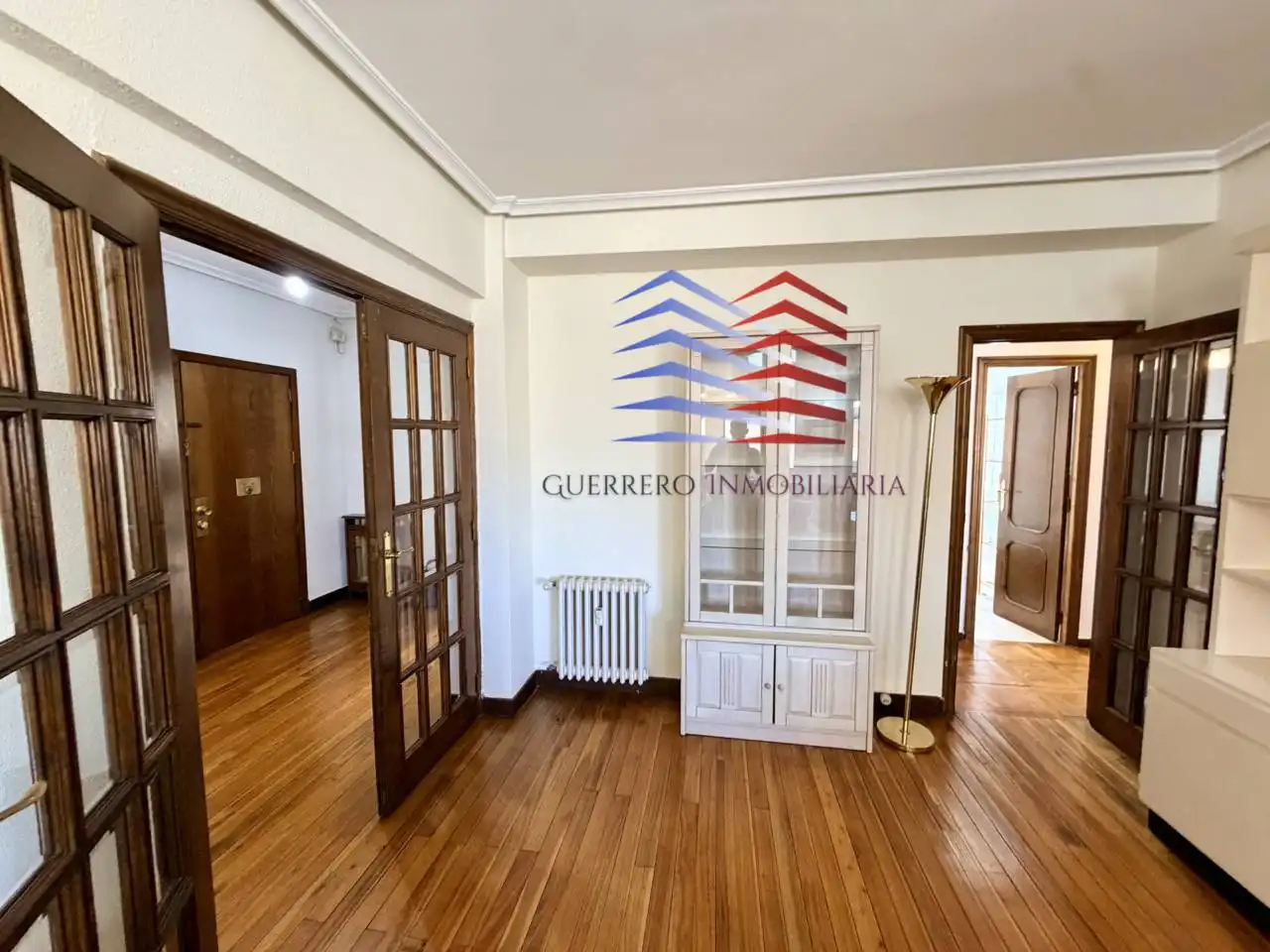 Vista exterior de Pis de lloguer en Ourense Capital  amb Calefacció, Parquet i Traster