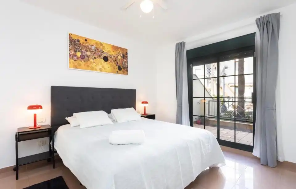 Habitación de Planta baja en venta en Adeje con Jardín privado, Terraza y Amueblado
