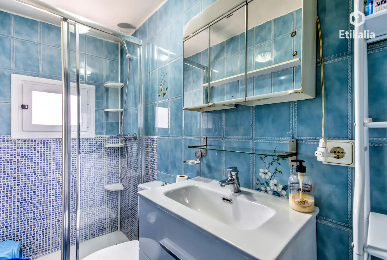 Badezimmer von Wohnung zum Verkauf in Vitoria - Gasteiz mit Heizung und Abstellraum