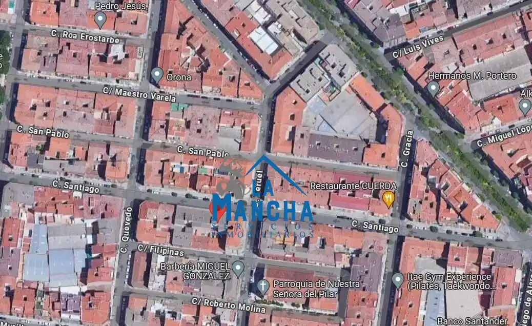Local en venda a Calle SANTIAGO, El Pilar