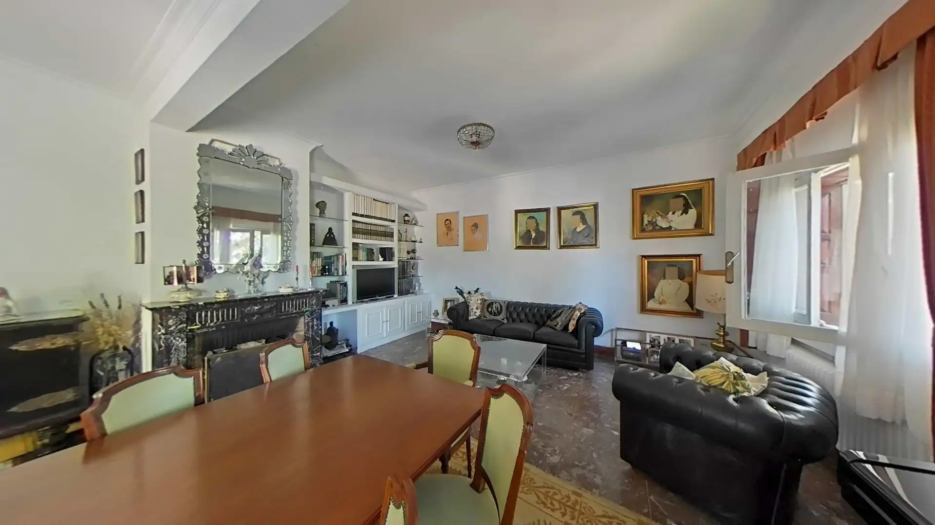Sala d'estar de Casa o xalet en venda en Galapagar amb Aire condicionat, Calefacció i Jardí privat