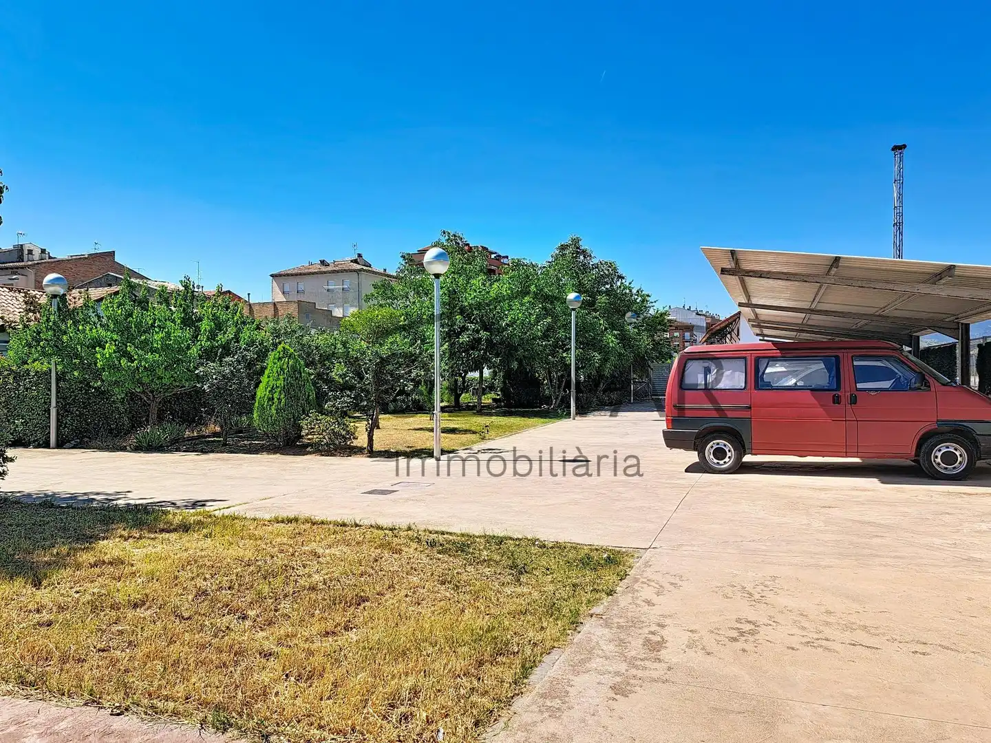 Vista exterior de Casa o xalet en venda en Tremp amb Calefacció, Jardí privat i Traster