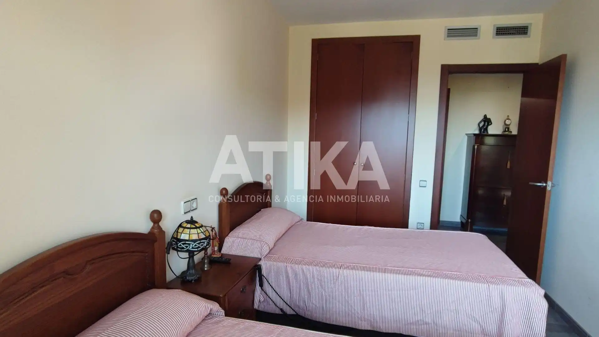Habitación de Piso en venta en Ontinyent con Trastero, Amueblado y Balcón