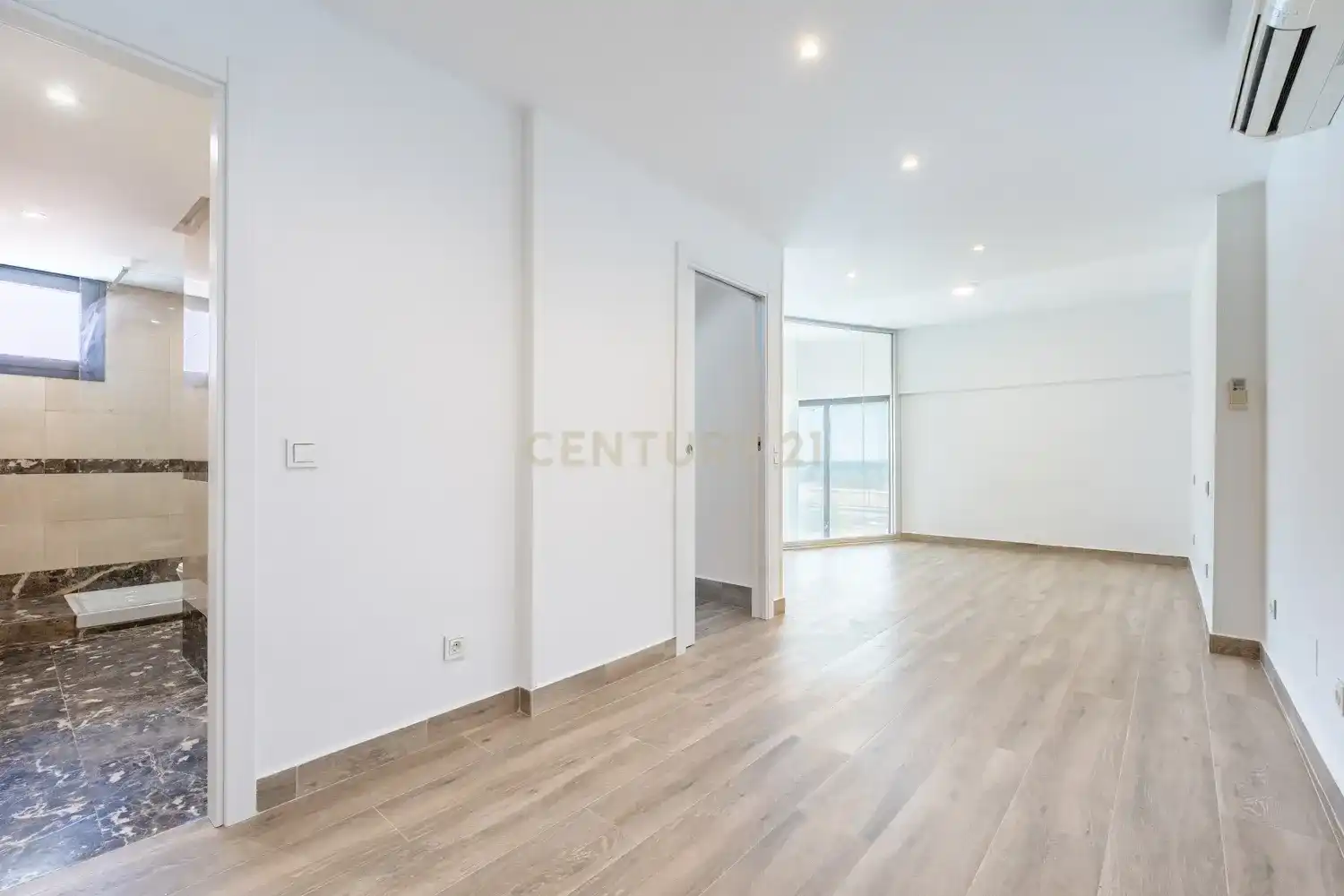 Bedroom of Apartments for sale in Alcorcón  with Air Conditioner, Storage room and Oven