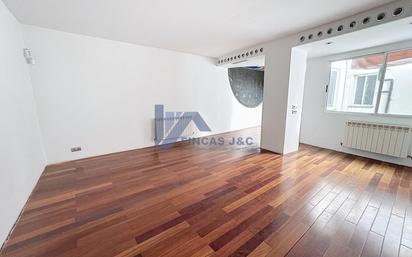 Living room of Flat for sale in  Zaragoza Capital  with Balcony