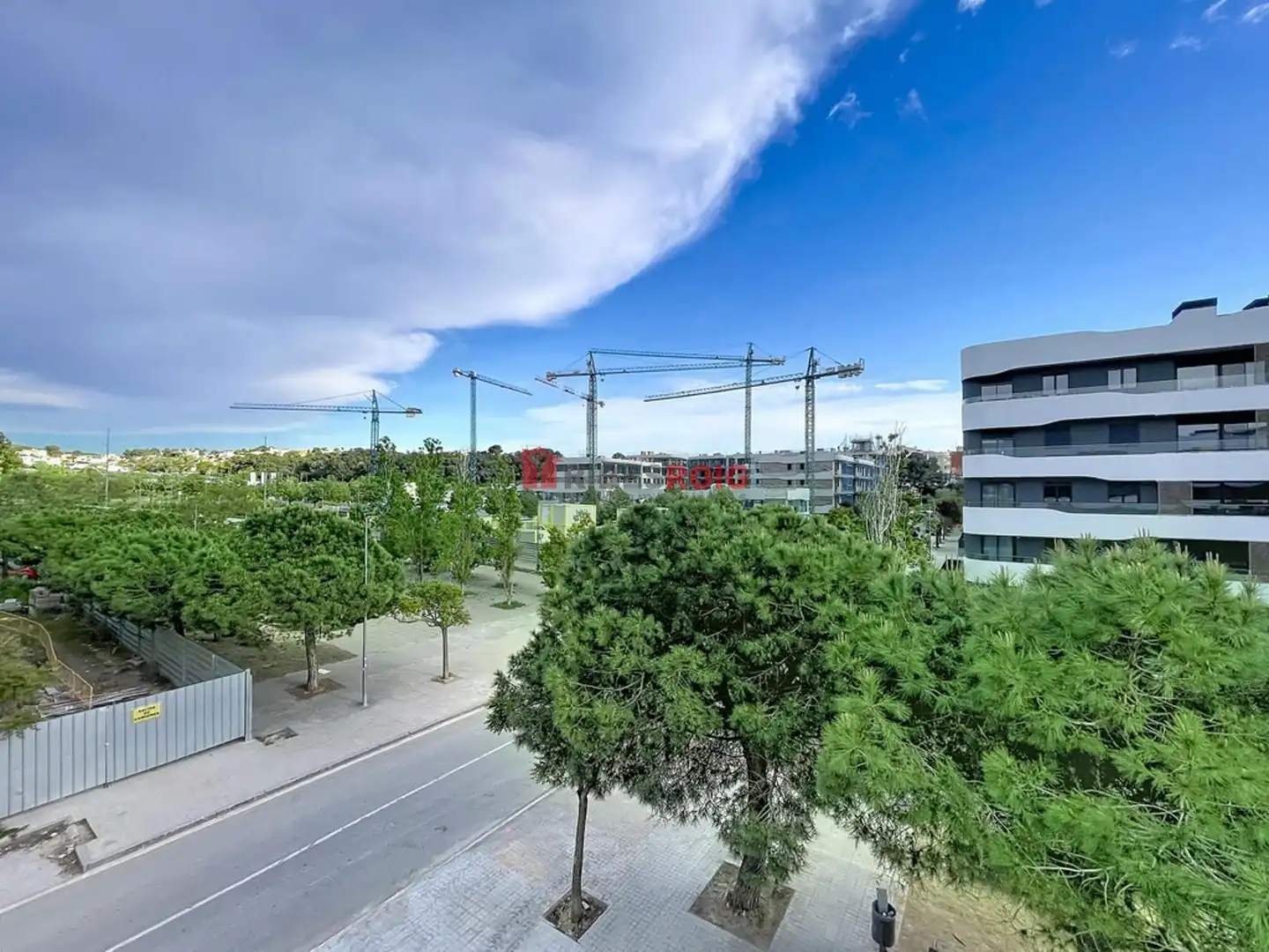 Außenansicht von Wohnung zur Miete in Sant Pere de Ribes mit Klimaanlage, Heizung und Terrasse