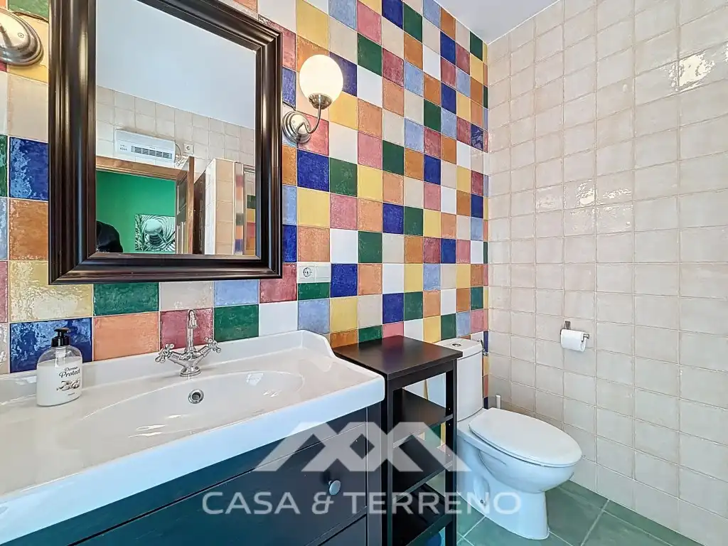 Baño de Casa adosada en venta en Salares con Terraza